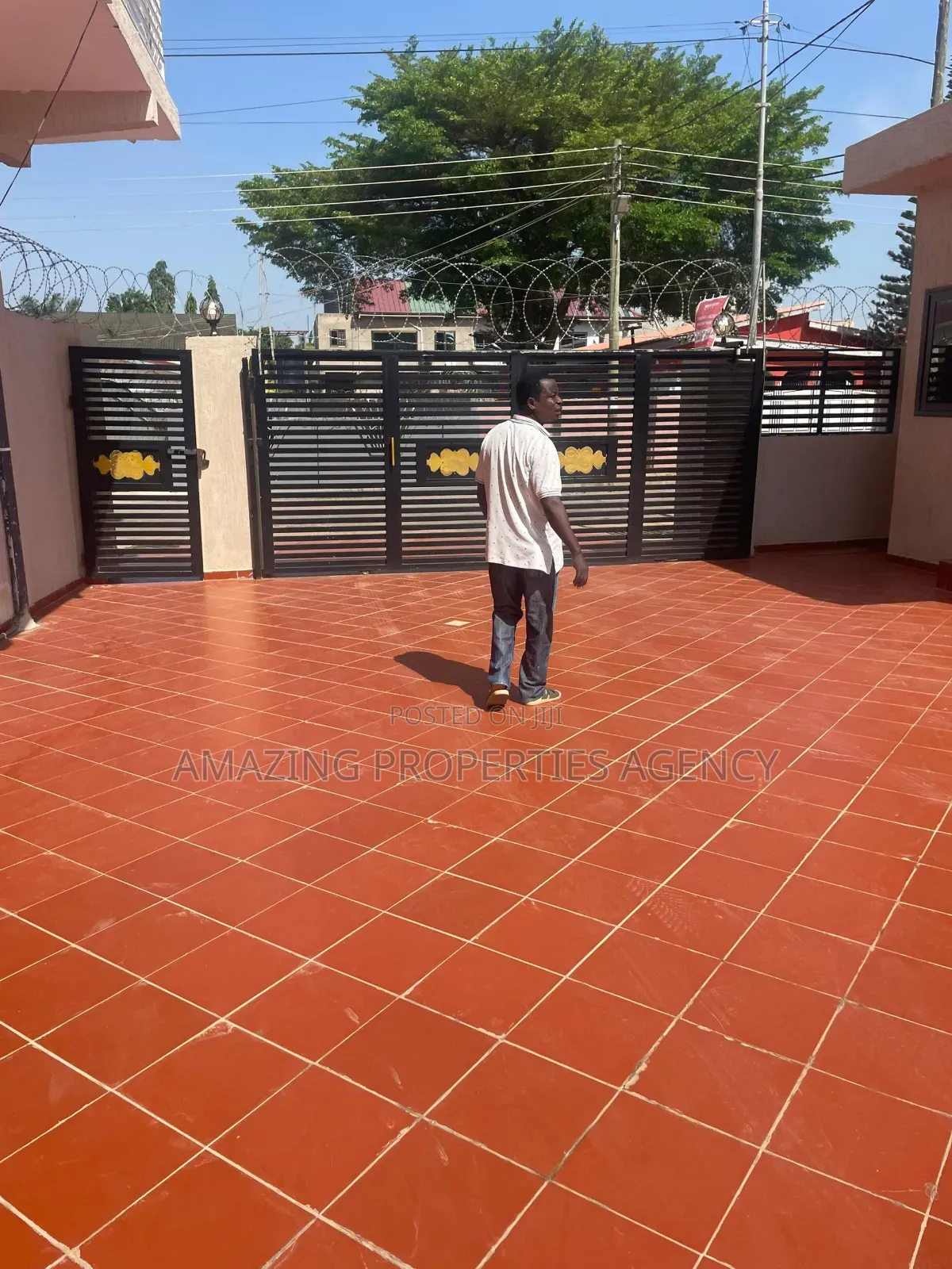 1bdrm Apartment in Spintex Batsonaa, Baatsona Total for rent
