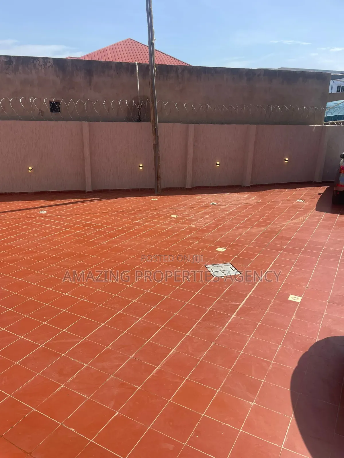 1bdrm Apartment in Spintex Batsonaa, Baatsona Total for rent