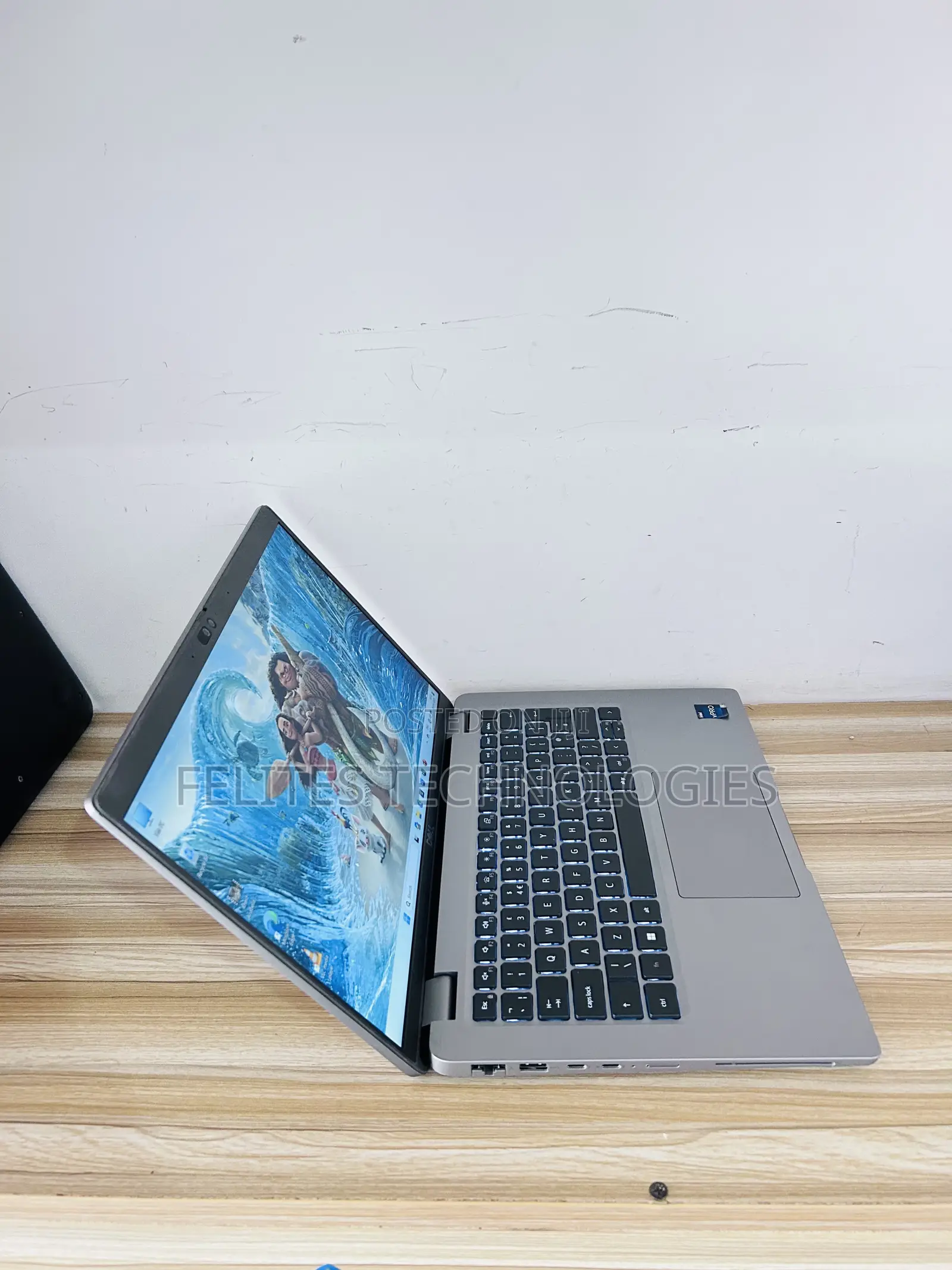 Laptop Dell Latitude 5440 16GB Intel Core i5 SSD 256GB