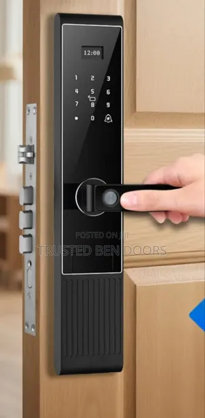 Waterproof Tuya Wifi Biometric Wireless Smart Lock