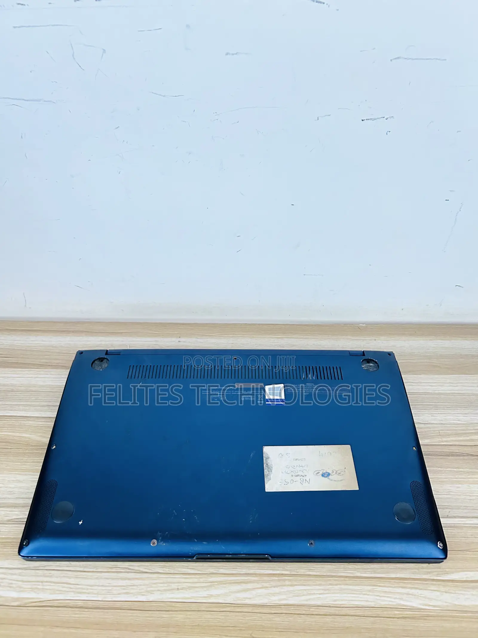 Laptop Asus ZenBook 13 UX331UN 8GB Intel Core i5 SSD 256GB