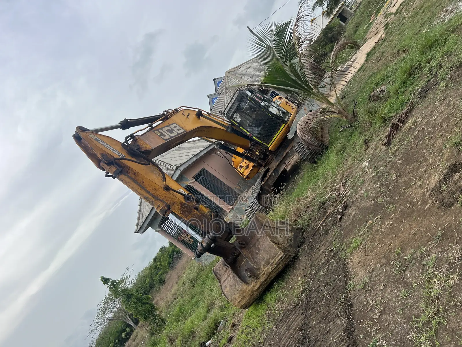 Excavators and Construction Machinery for Rent