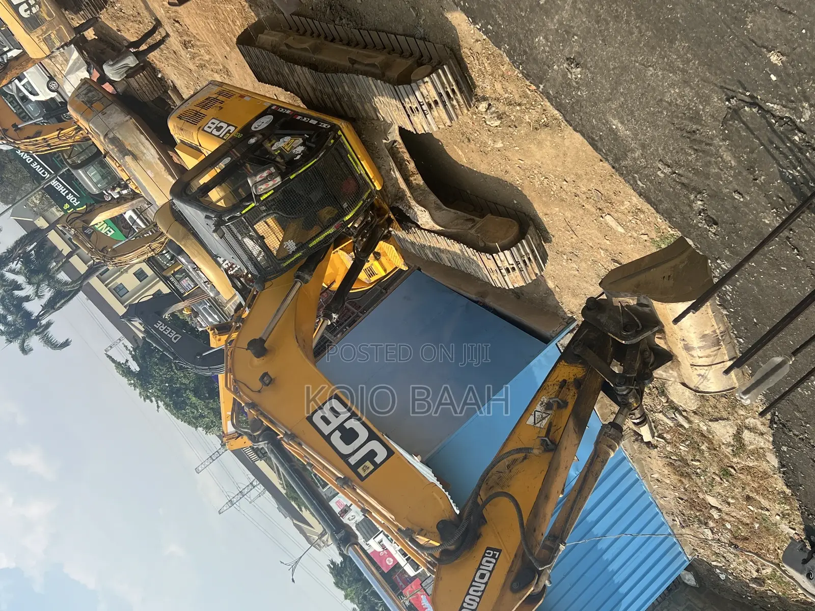 Excavators and Construction Machinery for Rent