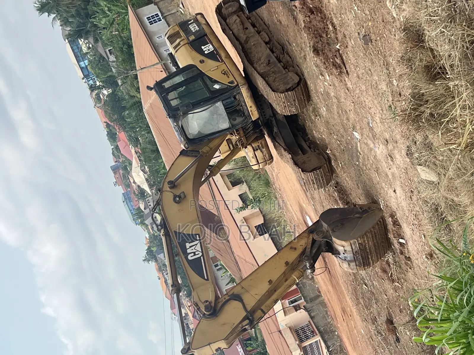 Excavators and Construction Machinery for Rent