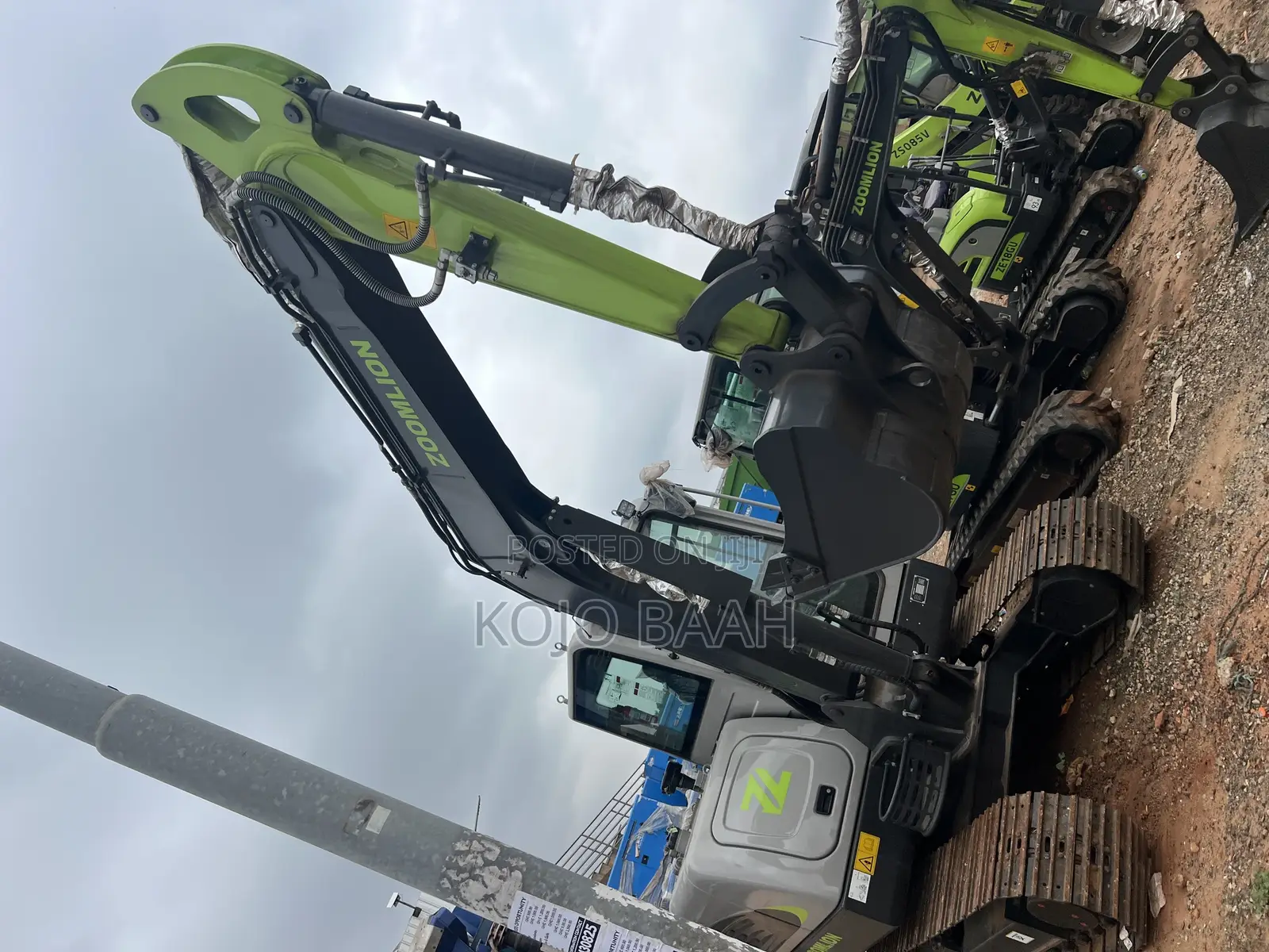 Excavators and Construction Machinery for Rent