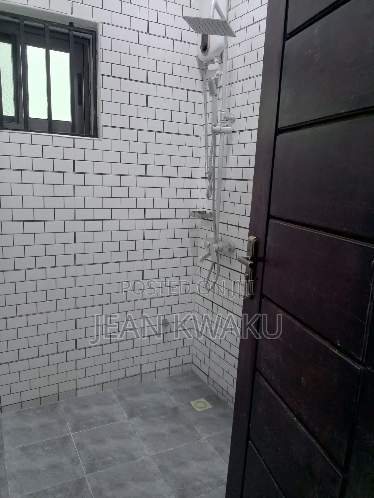 Furnished 2bdrm Apartment in Akweteyman, Market for rent