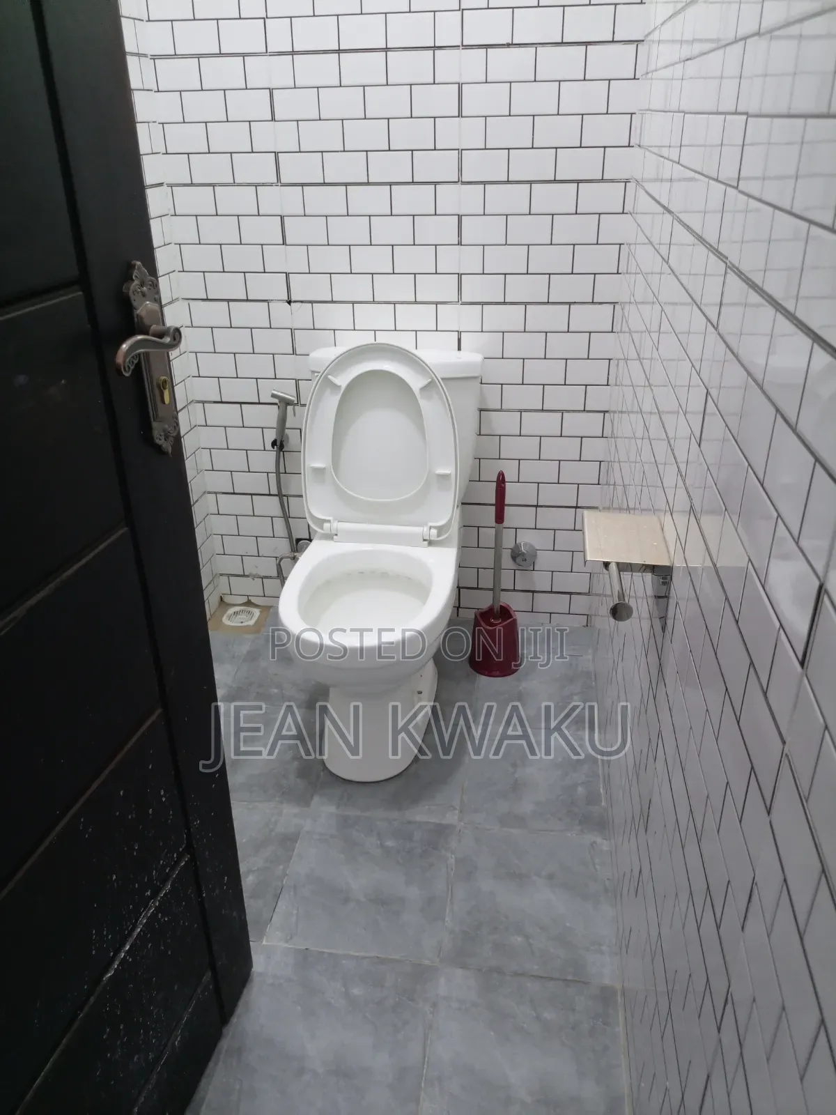Furnished 2bdrm Apartment in Akweteyman, Market for rent
