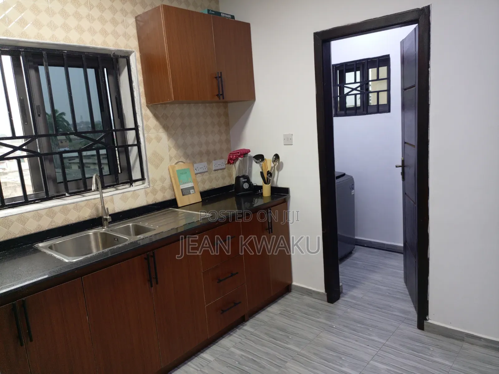 Furnished 2bdrm Apartment in Akweteyman, Market for rent