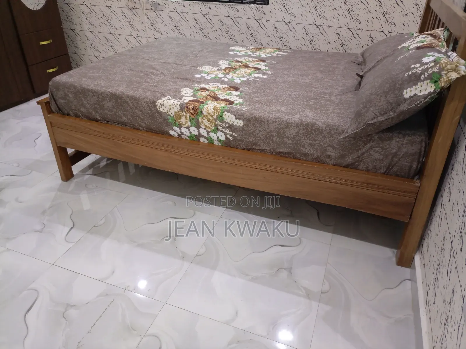 Furnished 2bdrm Apartment in Akweteyman, Market for rent