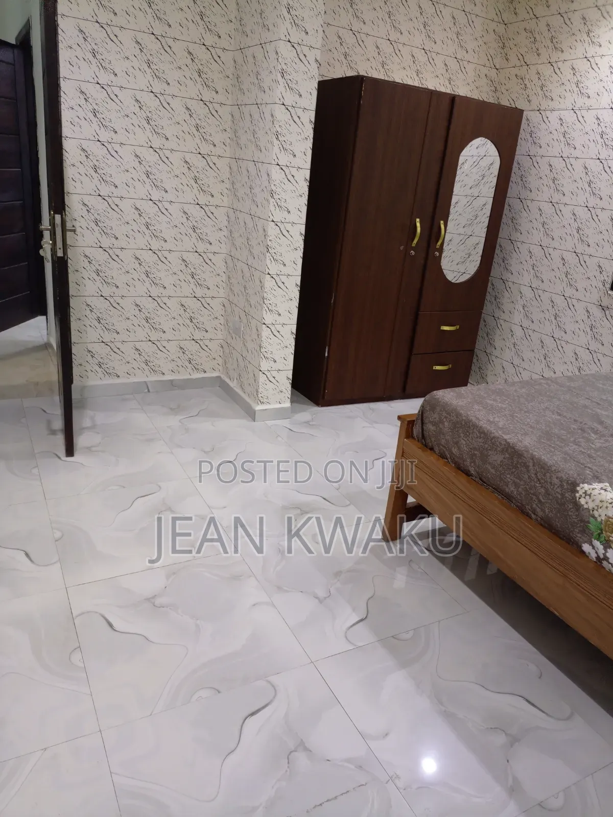 Furnished 2bdrm Apartment in Akweteyman, Market for rent