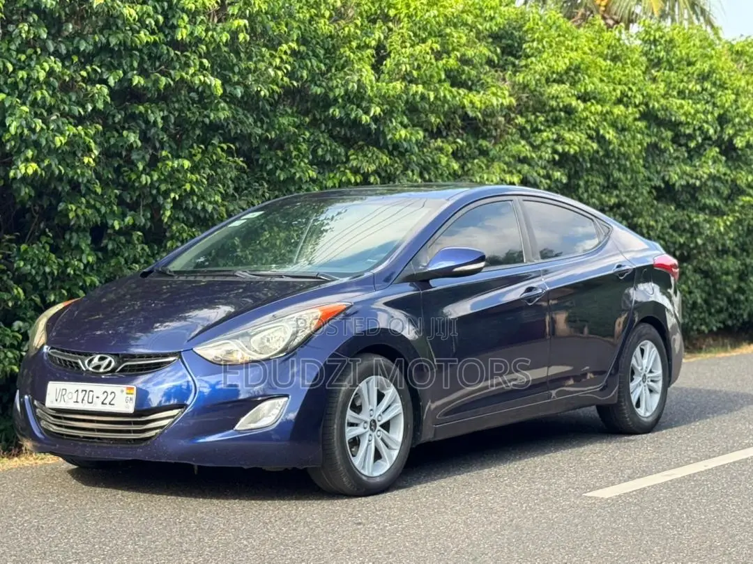 Hyundai Elantra Limited Sedan FWD (1.8L 4cyl 6A) 2013 Black
