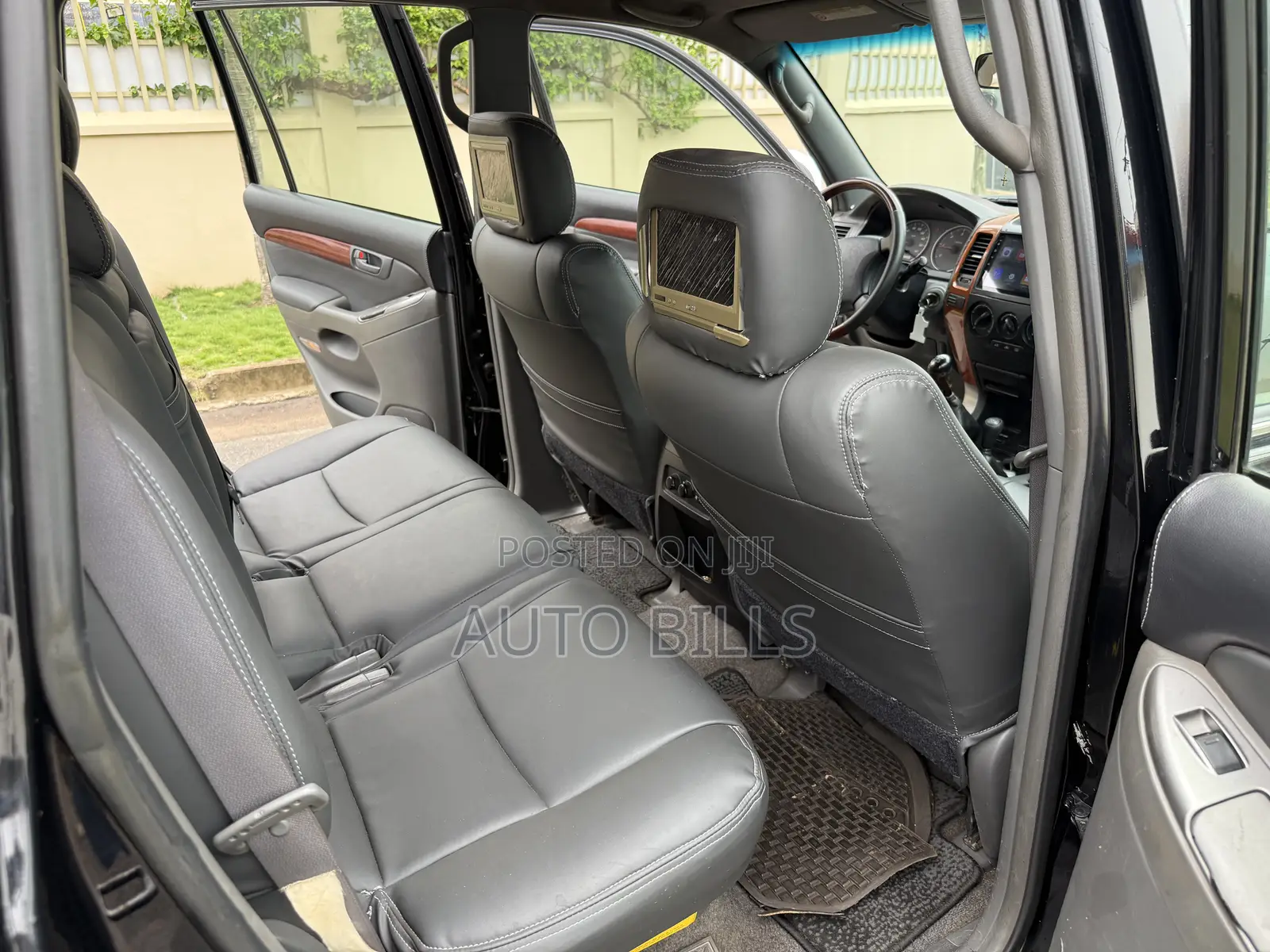 Toyota Land Cruiser 4.0 V6 GX-R 2010 Black