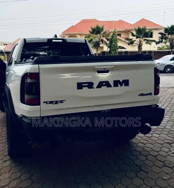 RAM 1500 TRX Crew Cab 4WD SB 2023 White