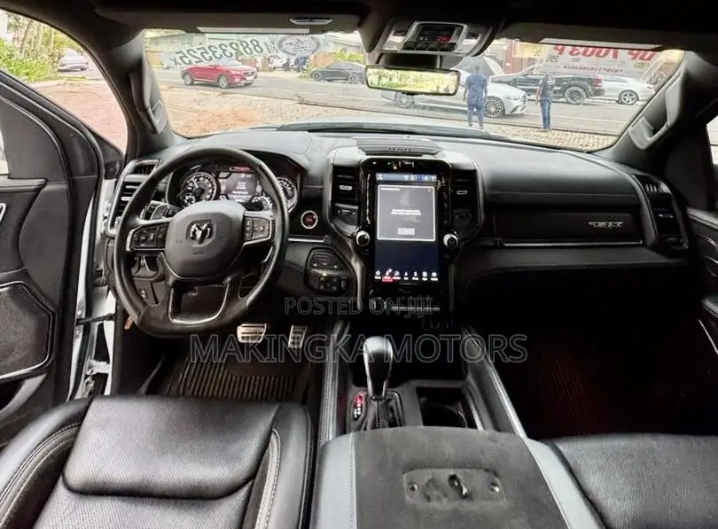 RAM 1500 TRX Crew Cab 4WD SB 2023 White