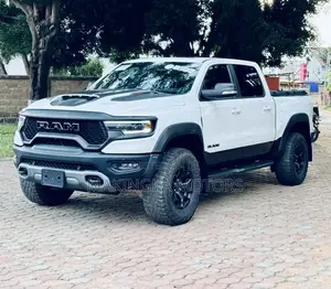 RAM 1500 TRX Crew Cab 4WD SB 2023 White