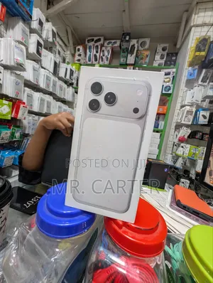 New Apple iPhone 17 Pro Max 256 GB White