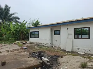 5bdrm Bungalow in North Legon for sale