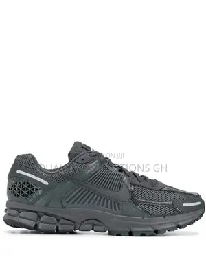 Nike Zoom Vomero 5 Ash
