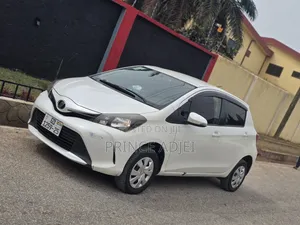 Toyota Vitz 1.3 FWD 5dr 2016 White