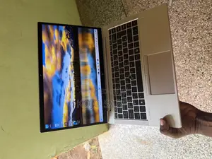 Laptop HP EliteBook 840 G8 16GB Intel Core i7 SSD 256GB