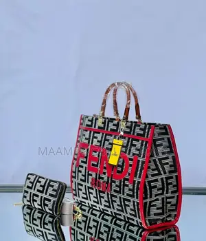 Fendi Roma Tote Women’S Handbag ( 2 in 1)