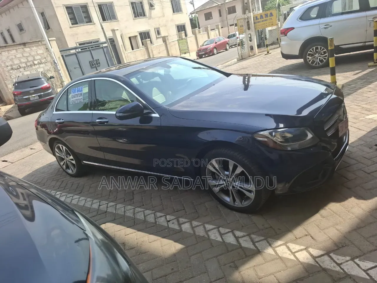 Mercedes-Benz C300 2018 Blue