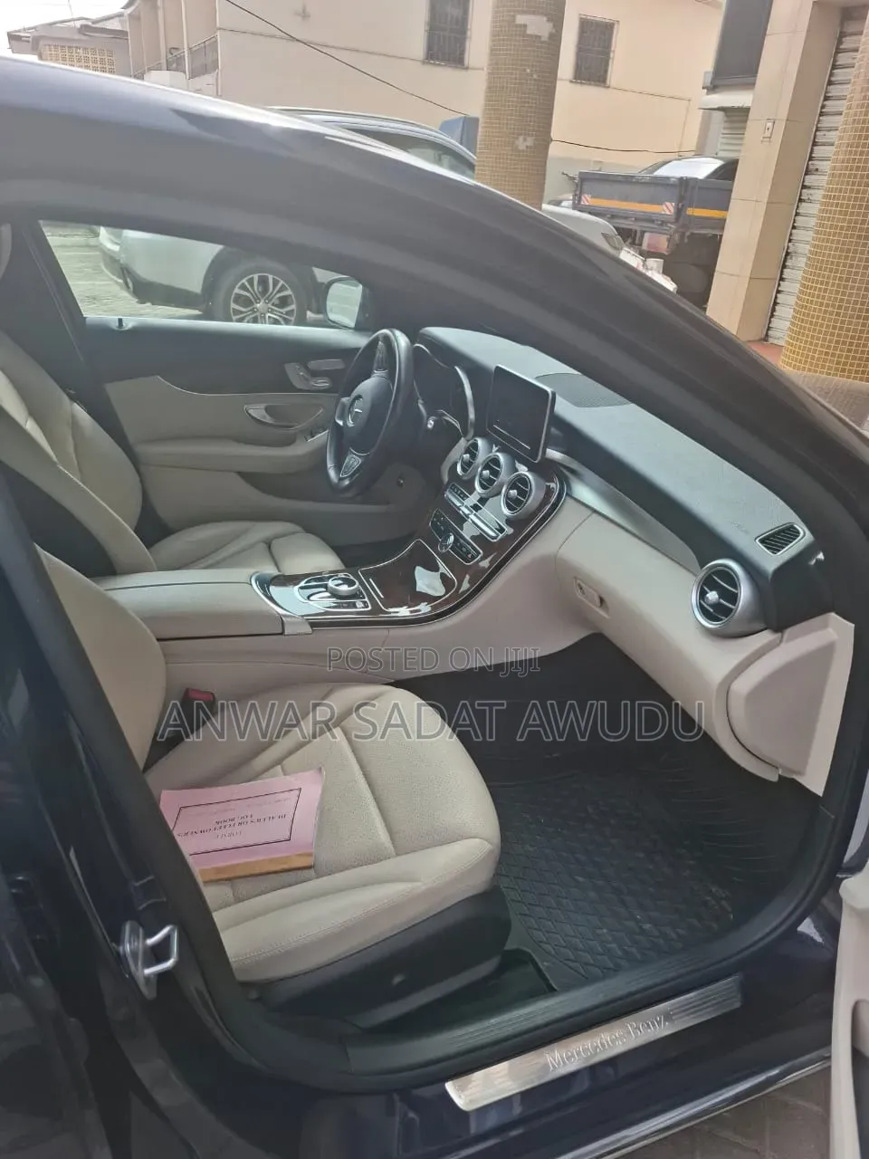 Mercedes-Benz C300 2018 Blue