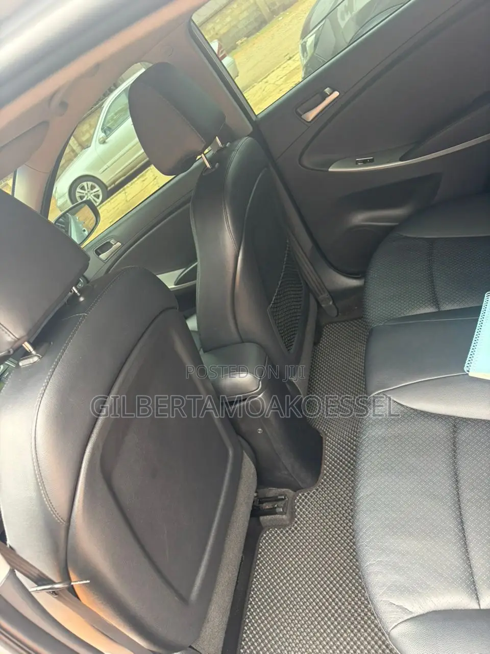 Mercedes-Benz C300 2019 Black