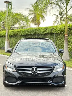 Mercedes-Benz C300 2019 Black