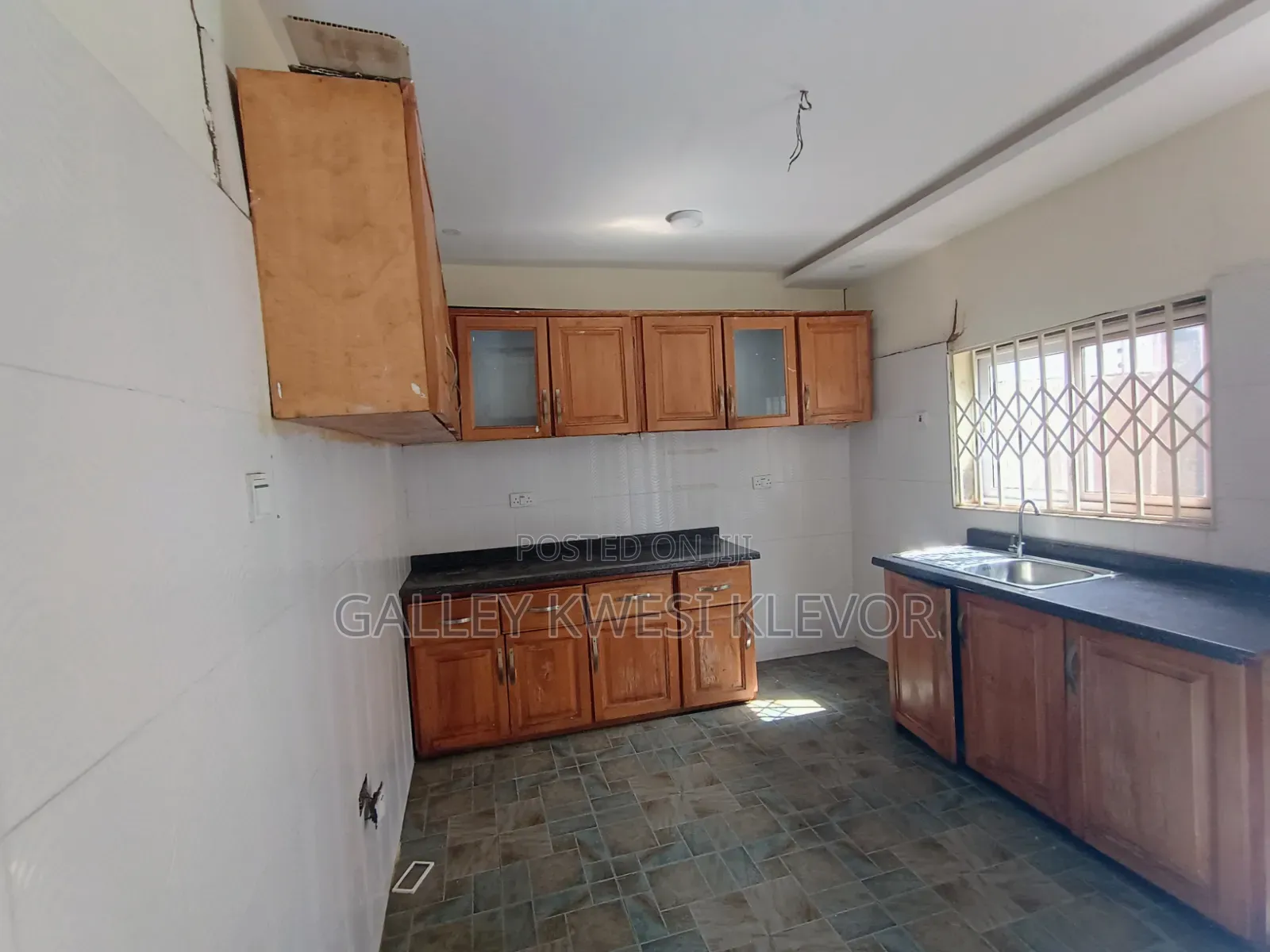 2bdrm House in Baatsona Total for rent