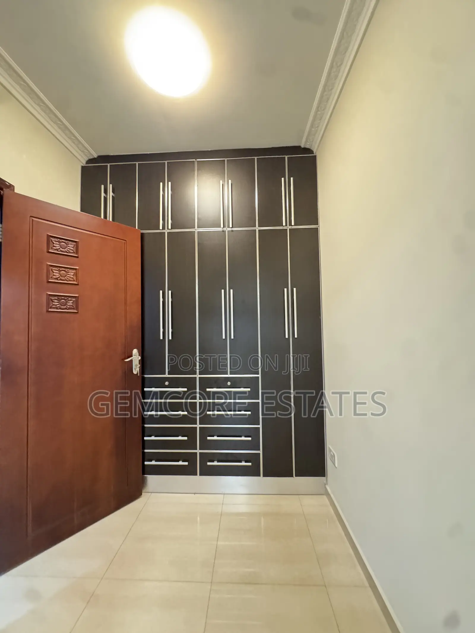 4bdrm Townhouse / Terrace in Coco Vanilla, Adjiriganor for rent