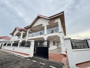 4bdrm Townhouse / Terrace in Coco Vanilla, Adjiriganor for rent