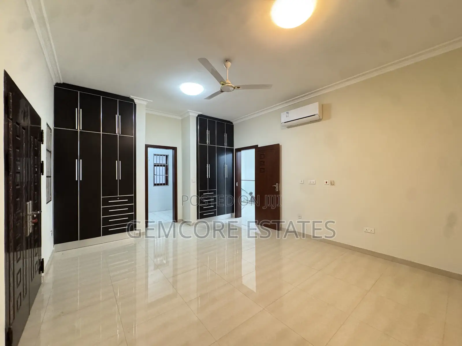 4bdrm Townhouse / Terrace in Coco Vanilla, Adjiriganor for rent