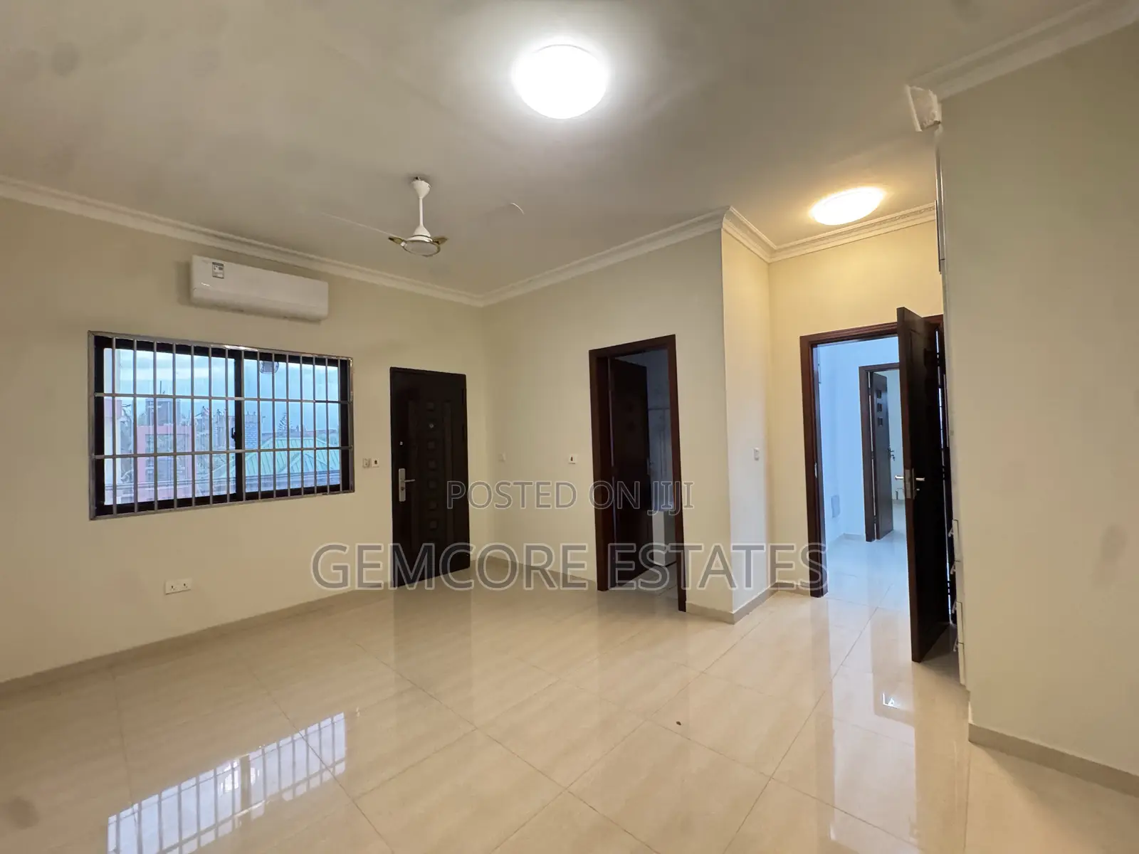 4bdrm Townhouse / Terrace in Coco Vanilla, Adjiriganor for rent