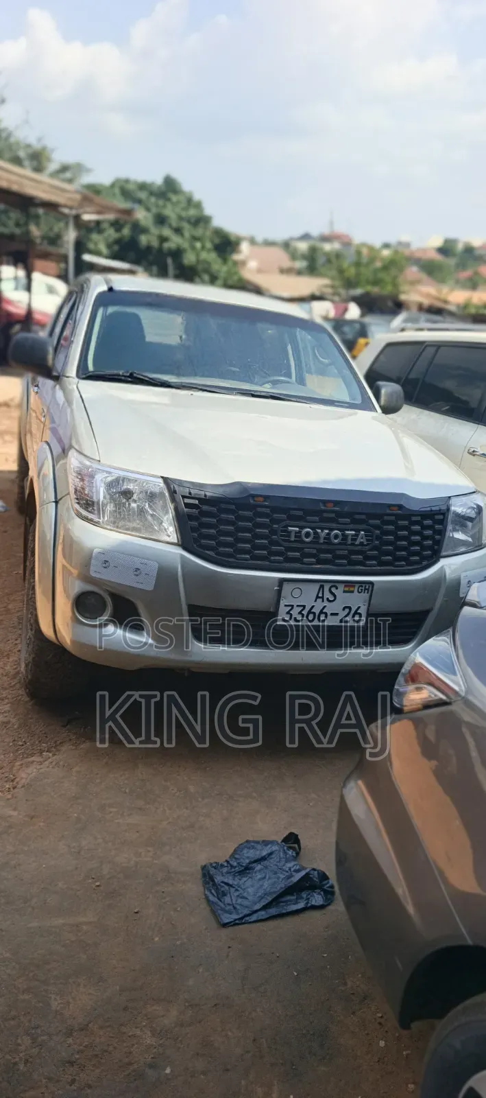 Toyota Hilux SR 4x4 2013 Silver
