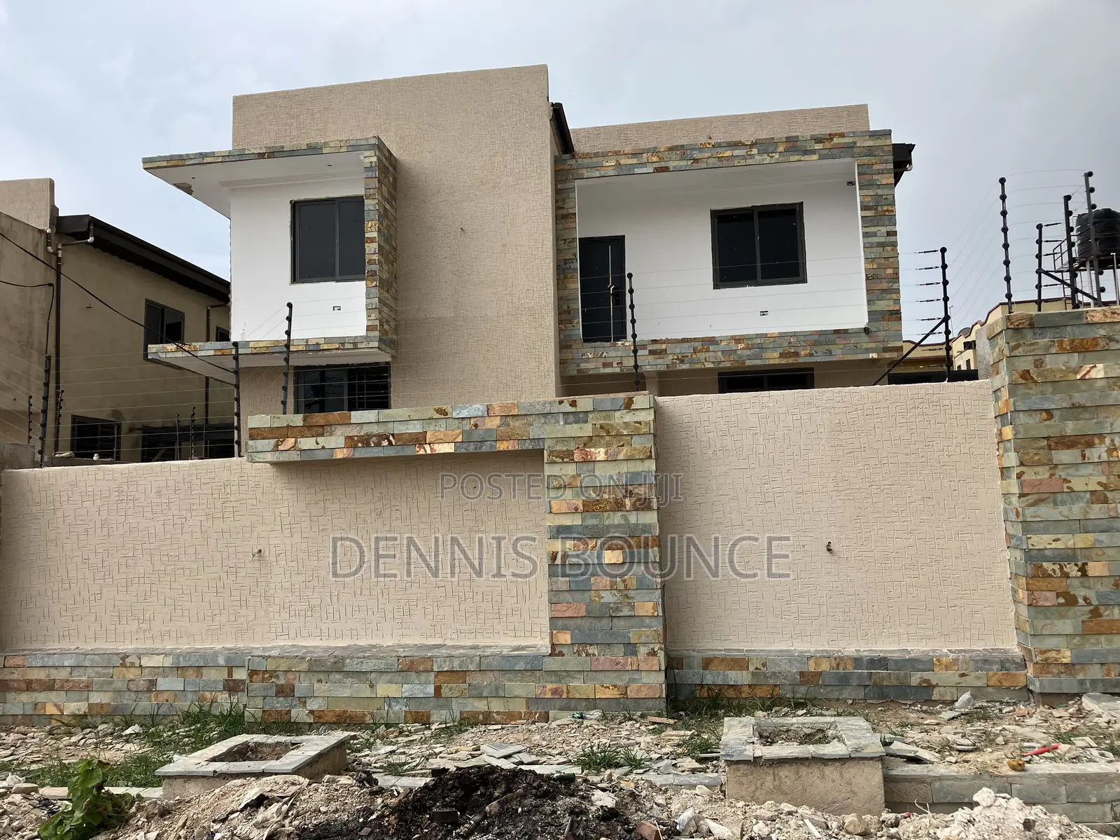 5bdrm Mansion in Winfred Estate, Kumasi Metropolitan for sale