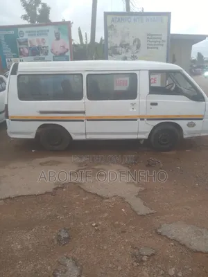 Hyundai H-100 2004 White