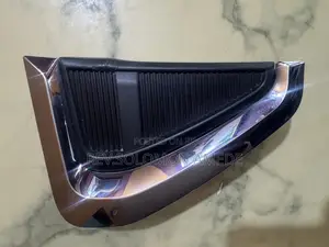 Mitsubishi Outlander, Fender, Chrome