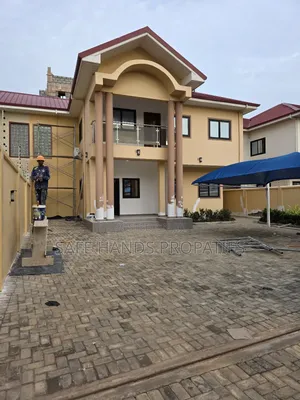 4bdrm House in Accra Metropolitan for rent