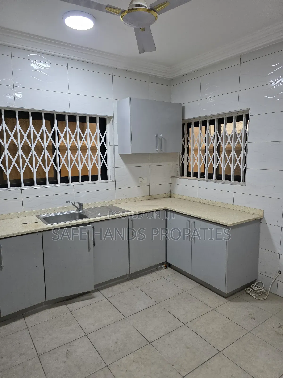 4bdrm House in Accra Metropolitan for rent