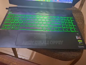 Laptop HP Pavilion 15 8GB AMD Ryzen 7 SSD 512GB