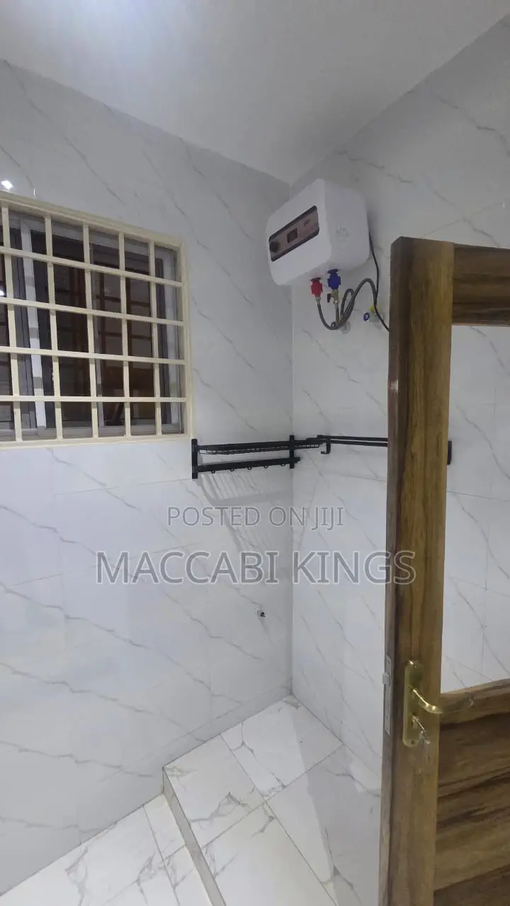 Furnished 4bdrm House in Maccabi Real Estate, Kumasi Metropolitan