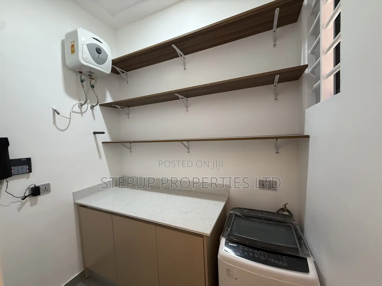 3bdrm House in Adenta Amrahia for sale