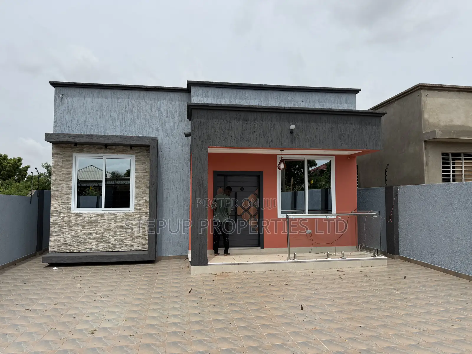 3bdrm House in Adenta Amrahia for sale