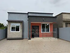 3bdrm House in Adenta Amrahia for sale