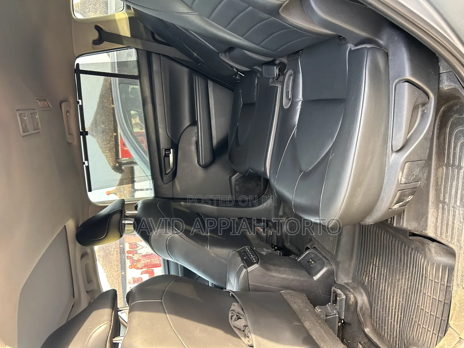 Toyota Highlander XLE 2022 Blue