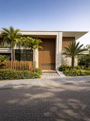 5bdrm Apartment in Accra for sale