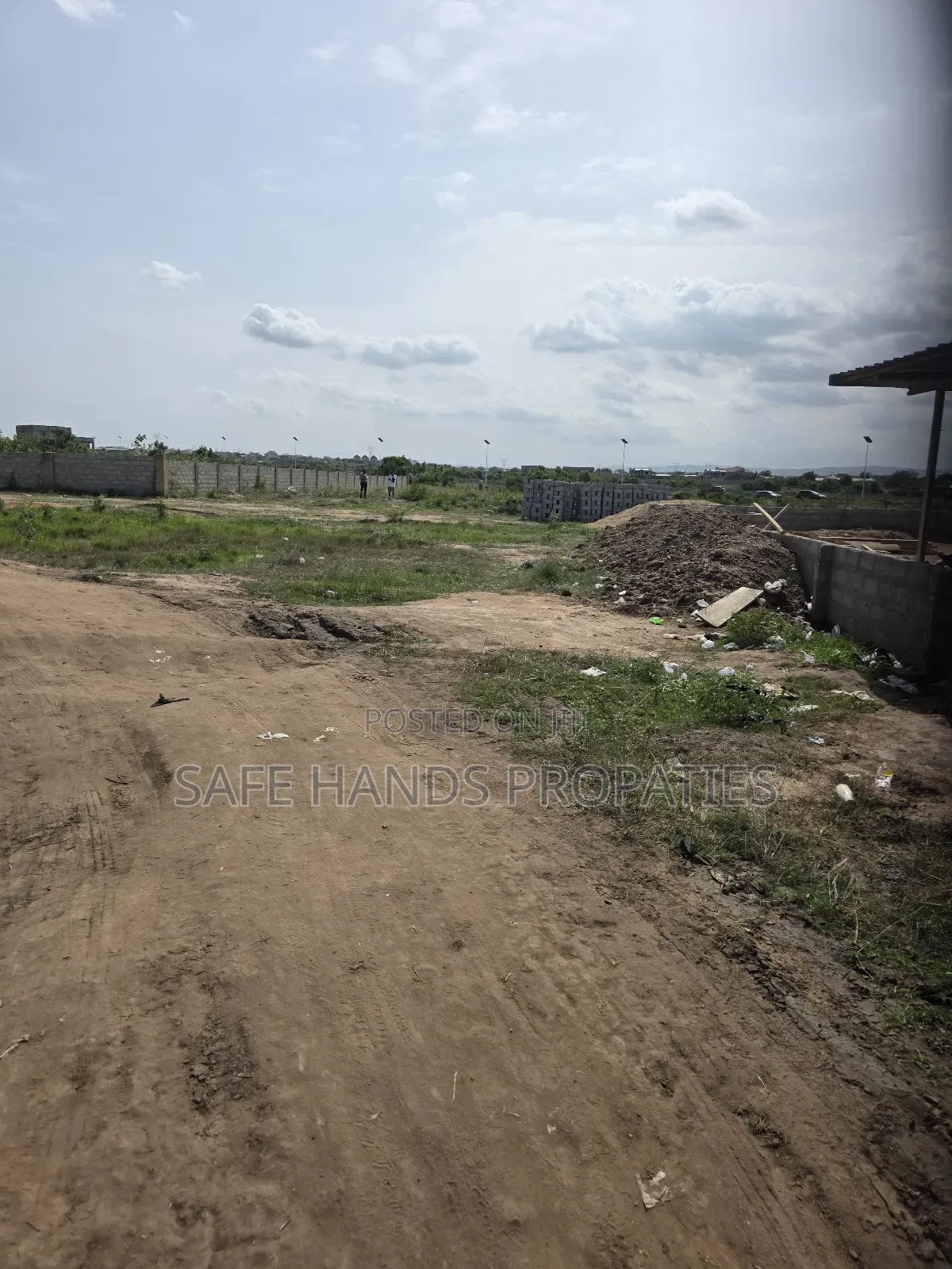 Land for Sale at Katamanso.