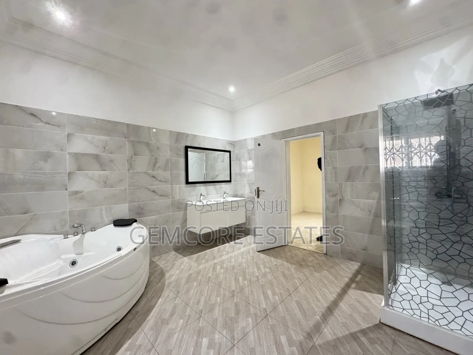 6bdrm House in East Legon Hills, Ashaley Botwe for rent