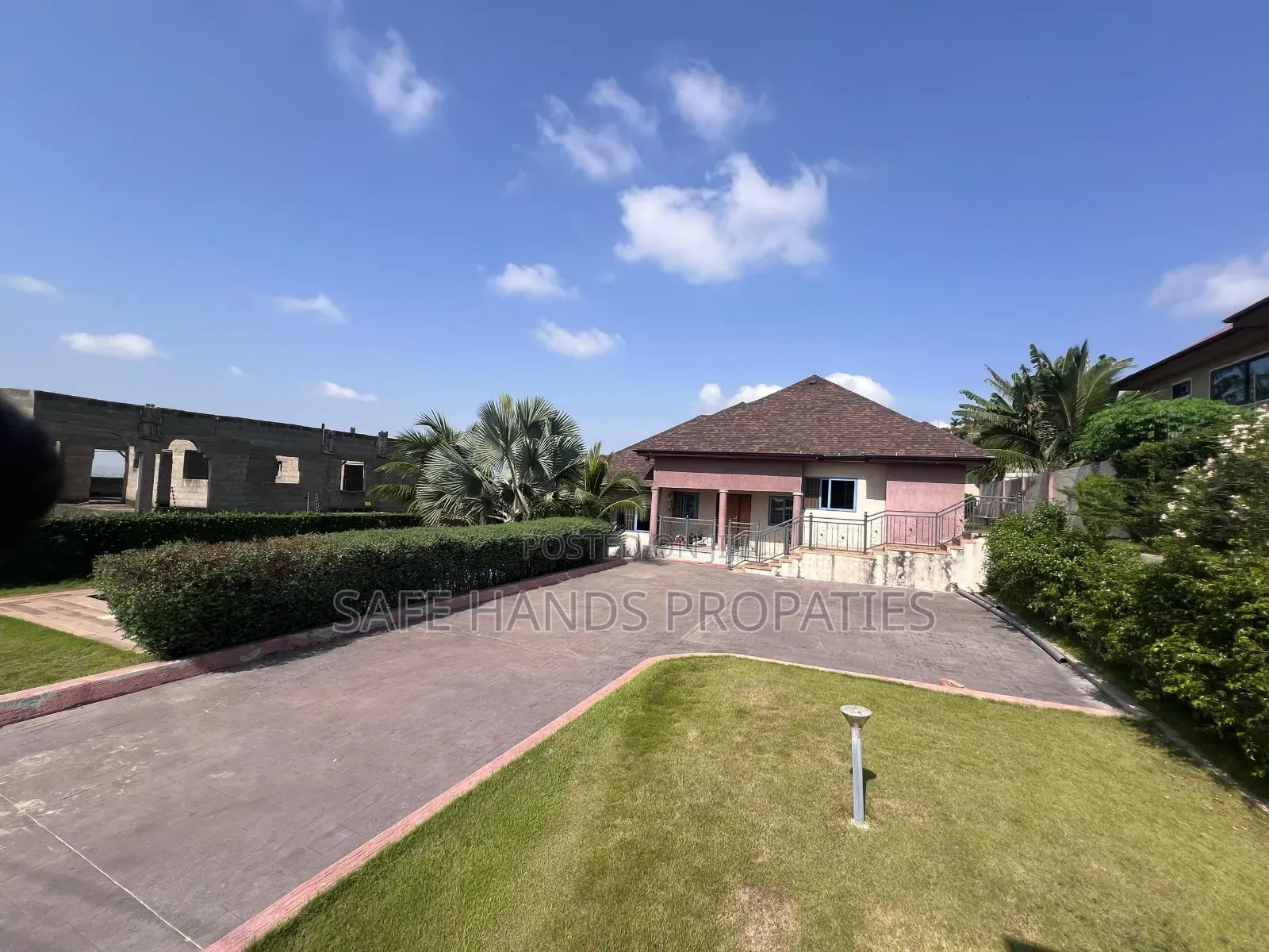 3bdrm House in Accra Metropolitan for sale